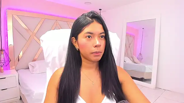 samantaa shy online show from February 3, 2:32 am