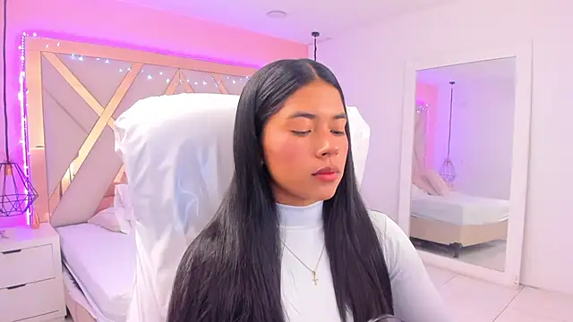 samantaa shy online show from March 4, 10:28 pm