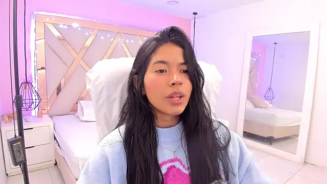 samantaa shy online show from April 6, 2:07 am