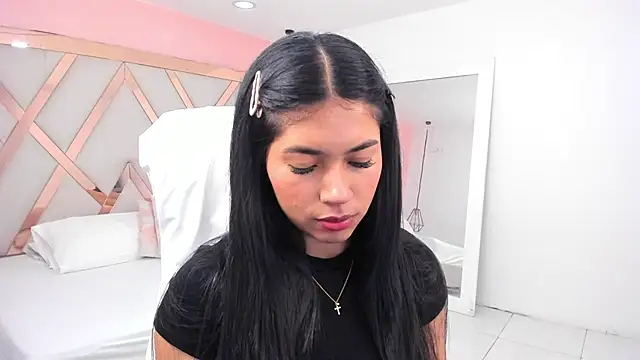 Snapshot of samantaa_shy chatting on September 12, 12:00 am samantaa shy online show from September 12, 12:00 am