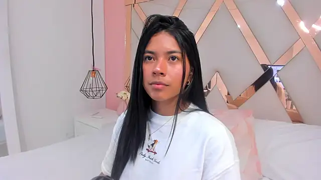 samantaa shy online show from January 9, 7:54 pm