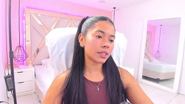 samantaa shy online show from March 19, 1:27 am