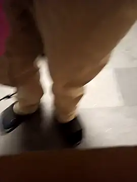 Thompsen1992 online show from January 17, 10:57 pm