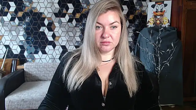 NikaSkylink online show from April 10, 4:52 am