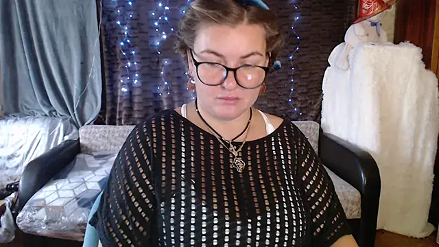 NikaSkylink online show from November 11, 6:30 am