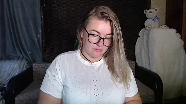 NikaSkylink online show from October 20, 3:52 am