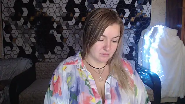 NikaSkylink online show from November 24, 8:09 pm