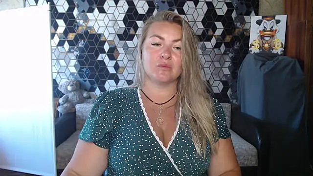 NikaSkylink online show from June 27, 6:41 am