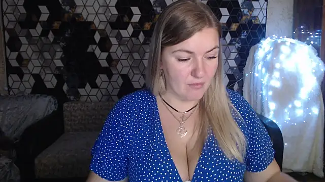 NikaSkylink online show from November 28, 8:09 pm