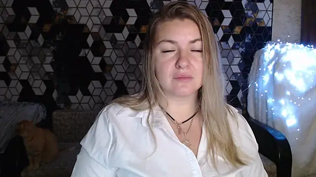 NikaSkylink online show from December 3, 8:08 pm