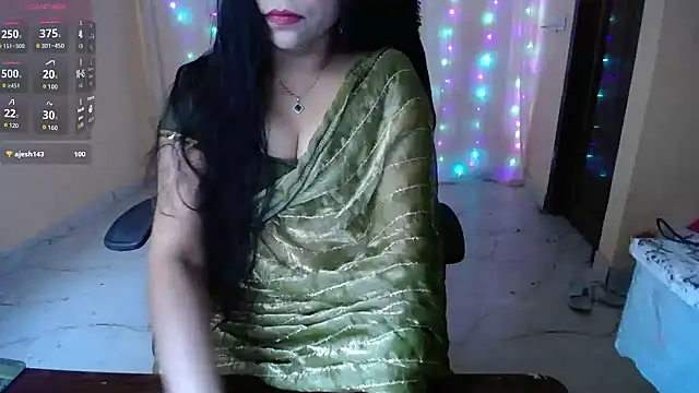 Divvya  online show from February 25, 6:30 pm