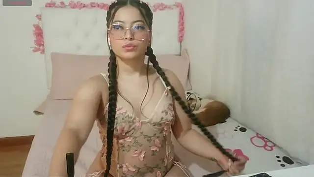 AbrilVelastegui7 online show from November 17, 2:04 am