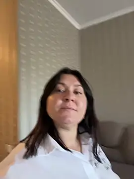 Snapshot of Liza_Will chatting on September 14, 10:59 am Liza Will online show from September 14, 10:59 am