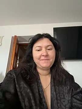 Snapshot of Liza_Will chatting on October 28, 6:23 am Liza Will online show from October 28, 6:23 am