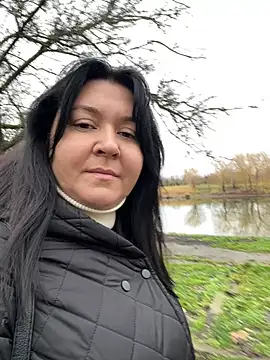 Snapshot of Liza_Will chatting on December 15, 7:47 am Liza Will online show from December 15, 7:47 am