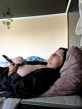 Snapshot of Liza_Will chatting on October 29, 6:23 am Liza Will online show from October 29, 6:23 am