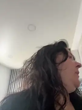 Liza Will online show from February 26, 6:24 am