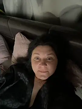 Snapshot of Liza_Will chatting on December 5, 6:23 am Liza Will online show from December 5, 6:23 am