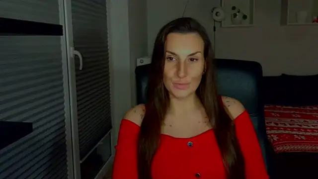 DonnaAmore online show from January 7, 3:28 pm