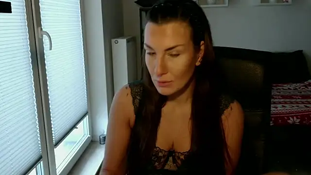 DonnaAmore online show from January 12, 10:44 am