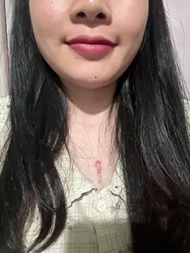 Emachiii online show from March 5, 1:51 pm