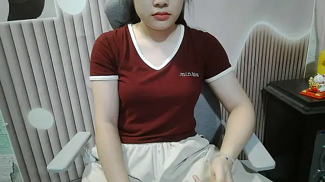 Emachiii online show from September 25, 12:49 am