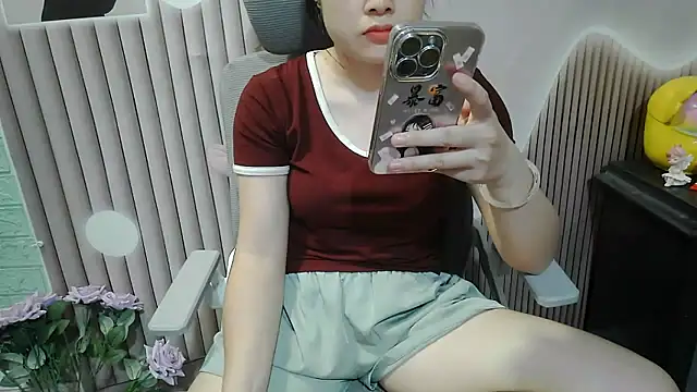 Emachiii online show from October 8, 11:45 am