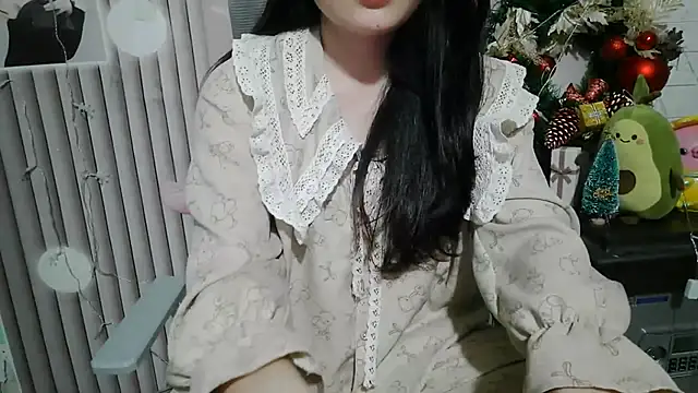 Emachiii online show from December 16, 1:15 pm