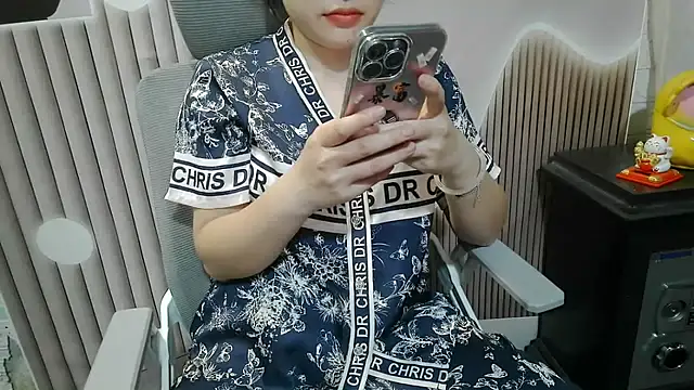 Emachiii online show from September 26, 12:50 am