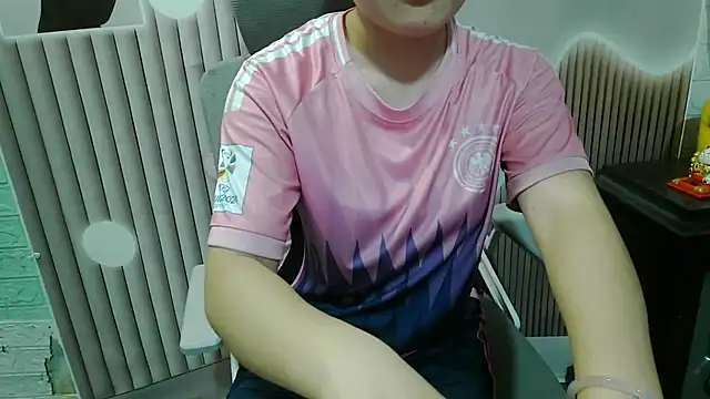 Emachiii online show from September 23, 12:23 pm