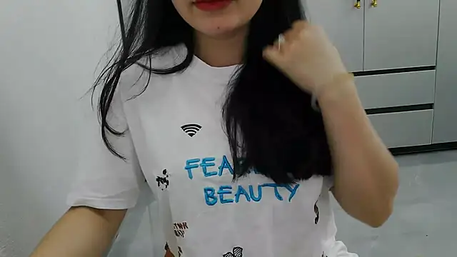 Emachiii online show from March 29, 2:24 am