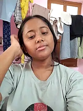 Snapshot of Fun__with__Prity chatting on November 5, 6:49 am Fun with Prity online show from November 5, 6:49 am