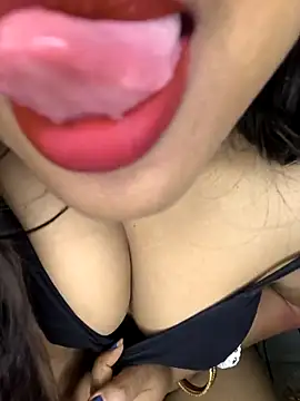 Snapshot of Nightgirl007 chatting on October 22, 9:57 pm Nightgirl007 online show from October 22, 9:57 pm