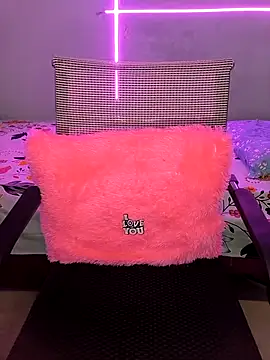 Snapshot of Nightgirl007 chatting on September 22, 9:54 pm Nightgirl007 online show from September 22, 9:54 pm