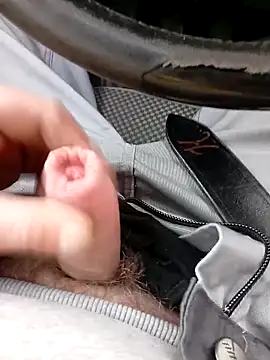 Kubous online show from November 19, 2:39 pm