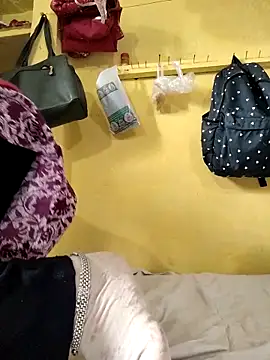 Cuty siya 143 online show from February 19, 8:44 am