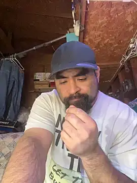 Jonathanfrom420 online show from December 17, 3:39 pm