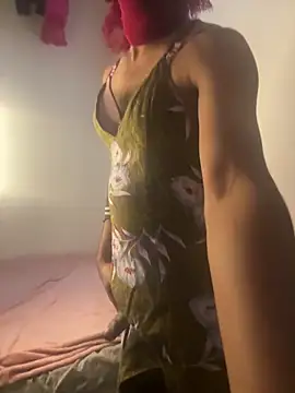 Snapshot of YourSlutBoySl chatting on January 14, 11:36 am YourSlutBoySl online show from January 14, 11:36 am