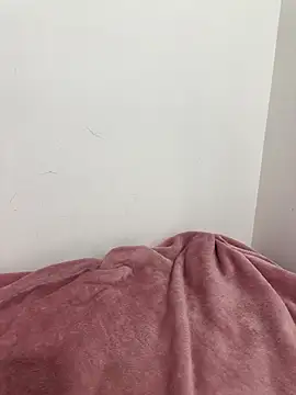 Snapshot of YourSlutBoySl chatting on November 26, 5:51 am YourSlutBoySl online show from November 26, 5:51 am