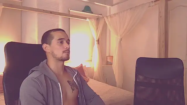 Laila asher online show from November 5, 7:33 am