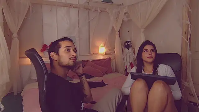 Laila asher online show from October 24, 4:00 am