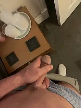 Woodchip online show from April 3, 10:05 pm