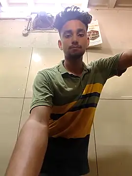 Snapshot of Irfan_irfan chatting on October 8, 6:37 am Irfan irfan online show from October 8, 6:37 am