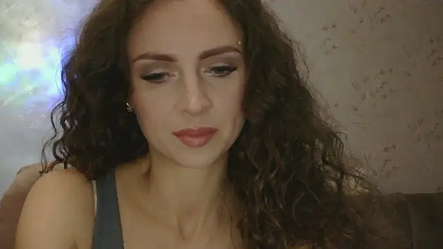 Snapshot of Amber_Carrol chatting on November 18, 5:16 pm Amber Carrol online show from November 18, 5:16 pm