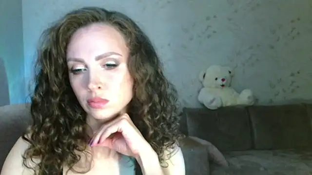 Snapshot of Amber_Carrol chatting on June 19, 5:08 pm Amber Carrol online show from June 19, 5:08 pm