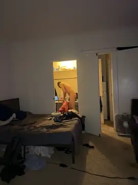 Snapshot of KingKevo27 chatting on October 19, 2:03 am KingKevo27 online show from October 19, 2:03 am