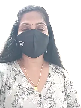 shivani27 online show from June 7, 9:25 am