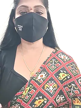 Snapshot of shivani27 chatting on February 11, 1:33 pm shivani27 online show from February 11, 1:33 pm