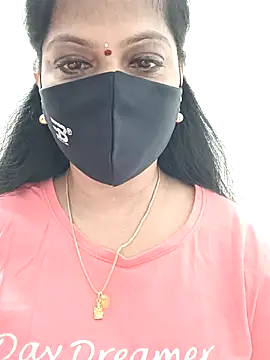 shivani27 online show from September 16, 2:40 pm