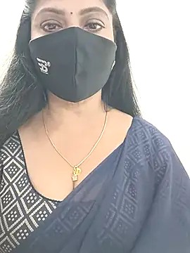 Snapshot of shivani27 chatting on February 12, 3:12 pm shivani27 online show from February 12, 3:12 pm